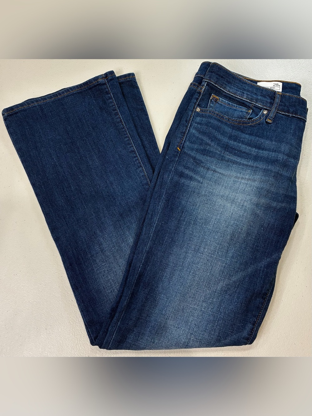 Women’s GAP Medium Wash Sexy Bootcut Jeans - size 28